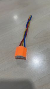 Soket Lampu Haloge H4 Seal Beam Keramik 3 Pin - 4738 2 PCS