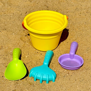 Kids Beach Toy Car Suit Baby Soft Rubber Bucket Shovel Sand Digging Sand Playing Tools Playing with Water and Bathing Sand Basin