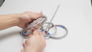 Sensor Temperatur Tipe K 2M Thermocouple Probe Industri 0-400 Derajat Celsius Kabel Panjang Anti Interferensi