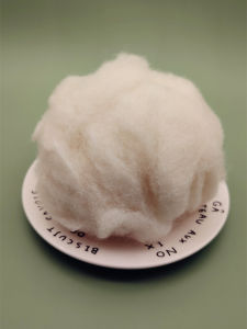 เส้นใยขนสัตว์โพลีเอสเตอร์ ฟองน้ำ ขนสัตว์ สำหรับงานฝีมือ DIY แฮนด์เมด วัสดุอุปกรณ์เย็บผ้า คุณภาพเยี่ยม ขนสัตว์