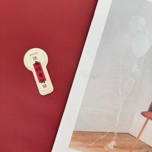 Ultra-Thin Sticky Back Phone Holder 360 Degree Rotating Adjustable Mini Portable Lazy Stand for Tablets And Mobile Phones