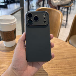WANKEHUANG | Thin Matte Hard Case Magnetic iPhone Protection Cover