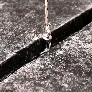 IDEKU Magnet Gantungan Neodymium Diameter 20 MM – Magnet Neodymium Hook Super Kuat Beban Max 9 KG