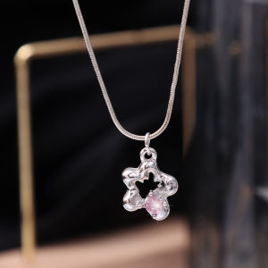 สร้อยคอดอกไม้เพชร ประดับเพชร สีชมพู คริสตัล จีเพทาย ดอกซากู ล้องคอ ผู้หญิงอัญมณี ของ ขวัญ วาเลน ไทย