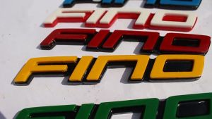 EMBLEM MOTOR FINO TULISAN TIMBUL 3 DIMENSI HARGA SEPASANG ATAU SATU SET