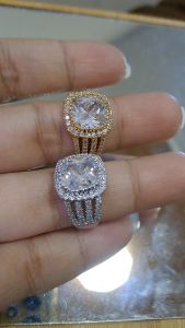 Cincin Kotak Bintan Berlian Kristal Titanium 22K (Emas Perak)