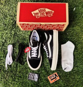 SEPATU V4NS OLDSKUL BLACK WHITE OG WAFLE DT BNIB MADE IN CHINA SEPATU PRIA SEPATU WANITA SEPATU SNEAKERS SEPATU CASUAL SEPATU IMPORT