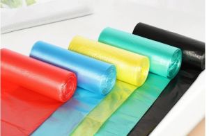 ถังขยะแขวนในรถยนต์ ใบเล็กกระทัดรัดใช้งานง่าย