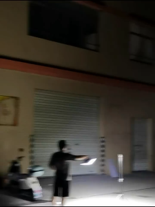 Aqrau 🚚จังหวัดสมุทรสาคร🚚50w 220v LEDสปอตไลท์ ไฟถนน ประตูโรงแรม ไฟภูมิทัศน์โคมไฟถนนมันสว่า งเกินไป! โคมไฟเวทีคุณภาพสูงตก แต่ง【ไม่มีปลั๊ก】