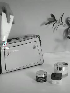 Bộ chiếc mỹ phẩm 7 món du lịch - Bộ 5 chai lọ chiết kem mỹ phẩm đa năng nhỏ gọn bằng silicon dẻo trong suốt