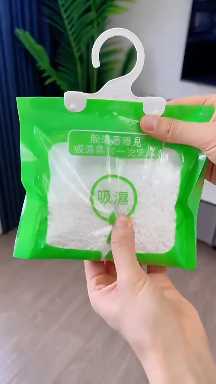 Household Hygroscopic Bag Wardrobe Dehumidifier Bag Mold Proof Drying Agent