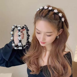 Korean Fashion Pearl Hairband Women Braided Headband Fixed Bangs Hairstyle Make Up Headband Fashion Hair Accessories for Girl