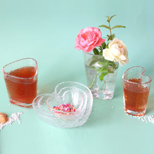 Nordic Style Heart Shaped Glass Cup Hammered Pattern Cute Dessert Bowl Swallows Nest Sweetened Beverage Cup for Young Girls