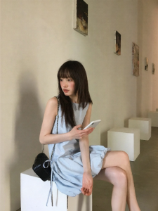 NIHAOKANONG | Đầm Chữ A Cạp CaoThêu Nơ Xanh Dành Cho Người Thấp