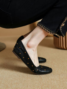 Super Easy to Wear Soft Bottom Not Tired Feet Flats Womens Spring & Fall round Head Low Heel Flats Leather Rivets 40 Flats Fancy