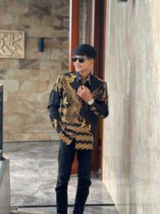 KEMEJA PREMIUM ELANG EMAS BATIK FLORIST
