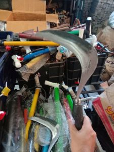 arit rumput tempahan