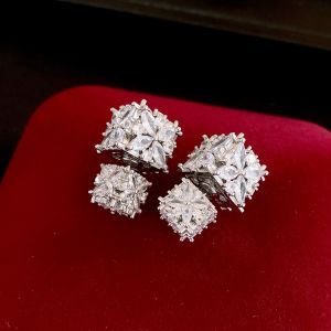Unique Design Two-wear Earrings for Women Shining Zircon Square Earrings Light Luxury High-end Designer Fashion Jewelry Party W