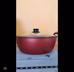 26/28/30 หม้อซูปกระทะกระทอดเหมาะสำหรับเตาแม่เหล็กไฟฟ้าและเตาแก่ซูป ไม่ติดกระทะ