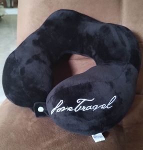 Bantal Leher Dewasa Love Travel Berbentuk Tidur Siang Bantal Leher Mobil Bantal Traveling