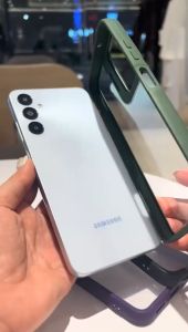 Case Standing Braket Samsung A03 Core A04E A04S A13 5G A10 A10S A12 4G/5G A20/A30 A32 4G A34 5G C55 5G F15 5G M15 5G M55 5G S24 Fe S25 S25+ S25 Ultra S22+ S24+ A04 A05 A05S A06 A14 A16 A24 A25 A54 Transparan Case