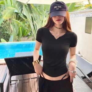 XUEFENGLANGYIN | V-Neck Slim Fit Quick-Dry T-Shirt Sun Protection Breathable Short Sleeve