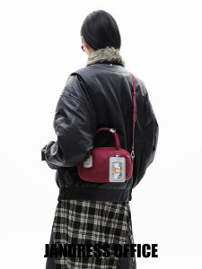 Original JANDRESS Angra Red Suede Card Holder Bag Fashion Trend Crossbody Small Square Bag Polyester Lining Zipper Closure