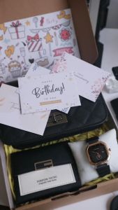 Kado Gift Box Hadiah Hampers Ulang Tahun Cewek Tas Wanita Dompet Jam Tangan Exclusive