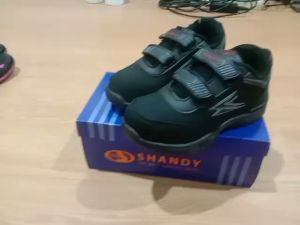 Sepatu Sekolah Anak Laki Laki Perempuan Cewek Cowok Warna Hitam Murah Tali Perekat Rekat Velcro Kecil Tanggung Umur Usia PAUD TK SD SMP SMA Kelas 1 2 3 4 5 6 7 8 9 0 Tahun-KIDZTUBS1935726