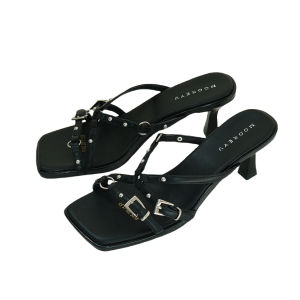 รองเท้าแตะส้นสูง Mooreyu สำหรับผู้หญิง ฤดูร้อน 2025 ใหม่ รองเท้าแตะส้นสูงแบบเปิดหัวสีเงิน สายรัดข้อเท้า รองเท้าแตะส้นบาง