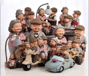 Creative Elderly Couple White Head Matching Home Decorations Resin Material New Chinese Style Living Room TV Cabinet Decor