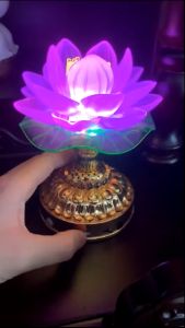 【Colourful Lotus Buddha Machine (32 Buddhist Songs)】【LED 琉璃 七彩 莲花 念佛机】32首 佛曲 电池 插电 双用 Colourful Lotus Buddha Chanting