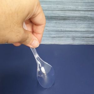 Sendok Makan Plastik / Higienis Premium PUTIH / HITAM BENING ANTI PATAH 1 pack isi 25 pcs... Bahan KOKOH / KUAT dan ANTI PECAH