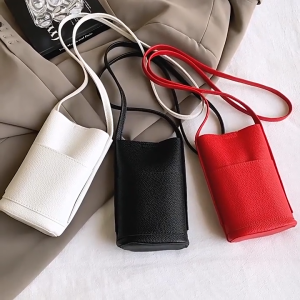 beautywomen พร้อมส่ง กระเป๋าสะพาย ใส่มือถือ หนังPu มี3สี