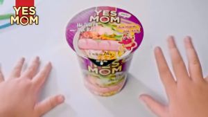 [SET 10 LY] - THIEN HUONG FOOD - Mì ly Yes Mom 3 vị (có cây xúc xích thật): Sườn heo Thịt bằm Tôm chua cay (79.2g/ly)