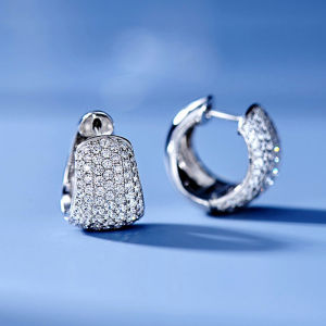 Huitan Small Circle Earrings with Bling Cubic Zirconia Silver Color Fashion Women Hoop Earrings Daily Wear Temperament Jewelry