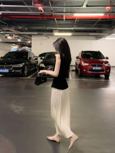 QINGMUZI | Elegant Style Sleeveless Vest and Skater Skirt Set