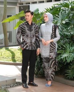 Batik Couple Madina Series Tiffany Grey Kebaya Engagement Modern Payet Tutu Setelan kebaya wisuda
