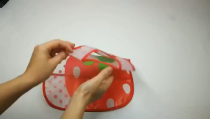 Celemek Makan Bayi WATERPROOF / Celemek Mpasi / SLABER PLASTIK Celemek Bayi Bib Slabber Plastic Apron Alas Makan WATERPROOF