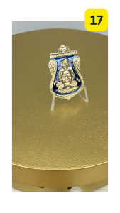 No.17 หลวงปู่ทวด วัดช้างให้ ปี 2558 เสมาลงยาน้ำเงิน