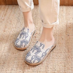 Original Design Embroidered Linen Office Slippers Flat Bottom Anti-Slip Womens Spring Summer Wearable Head Cover Shoes