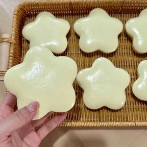 Yellow Squishy Star Fidget Toy Slow Rising Pinch Anti-anxiety Squeeze Toy Super Soft Cute Rebound Decompression Toy Funny Gifts