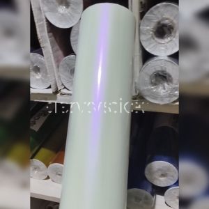 Stiker Skotlet Putih Mutiara White Bunglon Lembayung