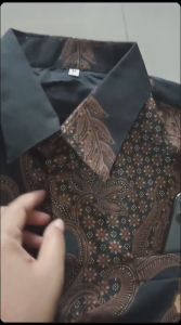 Kemeja Batik Pria Lengan Panjang Lafis Furing Motif Mahes Hitam Kualitas Premium konveksi Sendiri bisa grosir maupun ecer