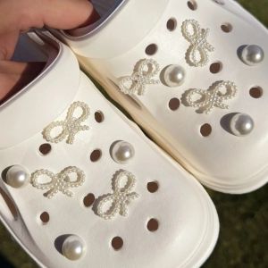 Designer Quality DIY Hole Shoe Charms Set with Sweet Pearl And String Bow Garden Shoe Decorations for Girls Gift