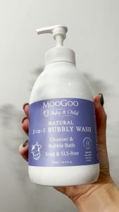 MOOGOO BABY 2-in-1 Bubbly Wash - SỮA TẮM GỘI TỰ NHIÊN TỪ CÁM GẠO TẠO BỌT CHO BÉ 2 TRONG 1
