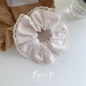 ยางรัดผมลูกไม้ลายจุดสีชมพู ยางรัดผมทรงกลมสำหรับผู้หญิง แฟชั่นใหม่ 2024 รัดผมแบบหวาน ดอกไม้ตกแต่งผมหางม้า