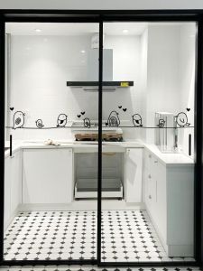 Lovely Birds Pattern Anti-Collision Belt Stickers Kitchen Balcony Transparent Glass Sliding Door Decoration Cute Stickers