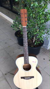 กีต้าร์โปร่ง GRADEN (หน้าไม้แท้เคลือบด้านทั้งตัว)รุ่น LG136 คอเว้าและคอเต็ม ขนาด 38 นิ้ว ฟรีกระเป๋า ประกันคุณภาพจากทางร้าน 1 ปี พร้องส่งจากไทย.