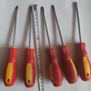 Obeng - Obeng Min Gagang Karet 5 Inchi Ujung Magnet Body Besar - Obeng Minus Gagang Karet